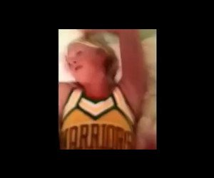 Amateur Porn: Cheerleader fucked to orgasm after game