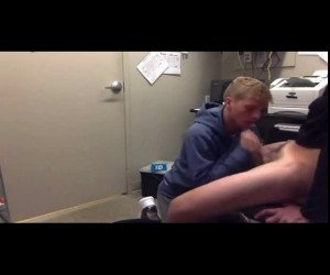 Amateur Porn: coworker amateur twink blowjob